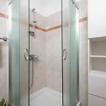 2 Bedroom Amazing In Apartamento