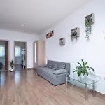 2 Bedroom Amazing In Pula