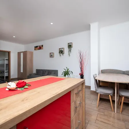 2 Bedroom Amazing In *