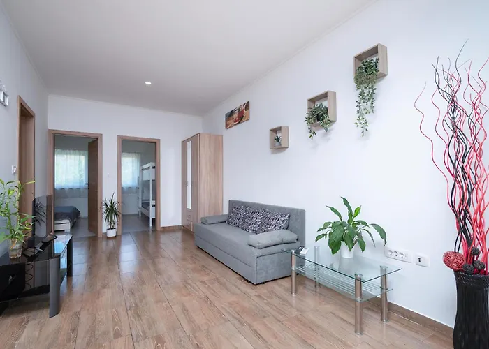 2 Bedroom Amazing In Pula