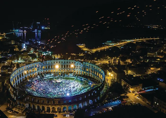 Apartament 2 Bedroom Amazing In