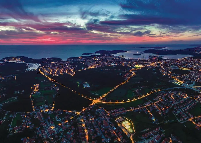 2 Bedroom Amazing In Apartament